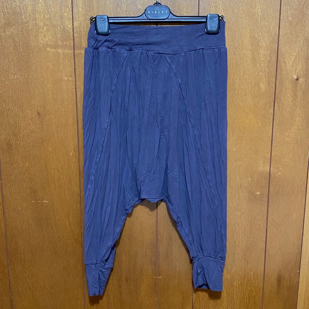 Cotton genie cropped grey pants